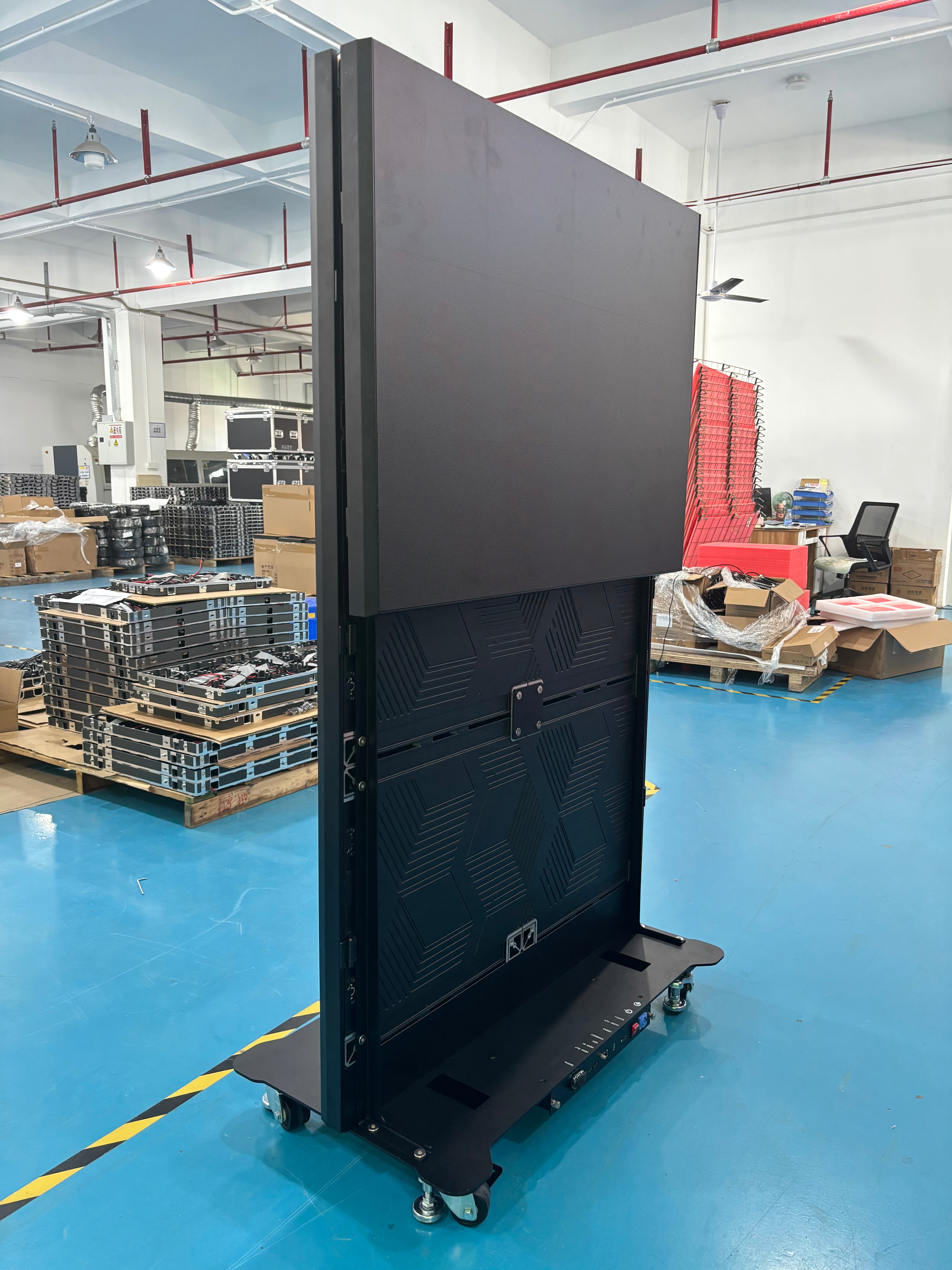 LP-F Series Foldable Extra-Large LED Poster Sign | 1000×2250mm | P1.25 / P1.56 / P1.95 / P2.6 | 1 / 3 / 6-Pack | GOB Surface + Magnetic Frame | Available